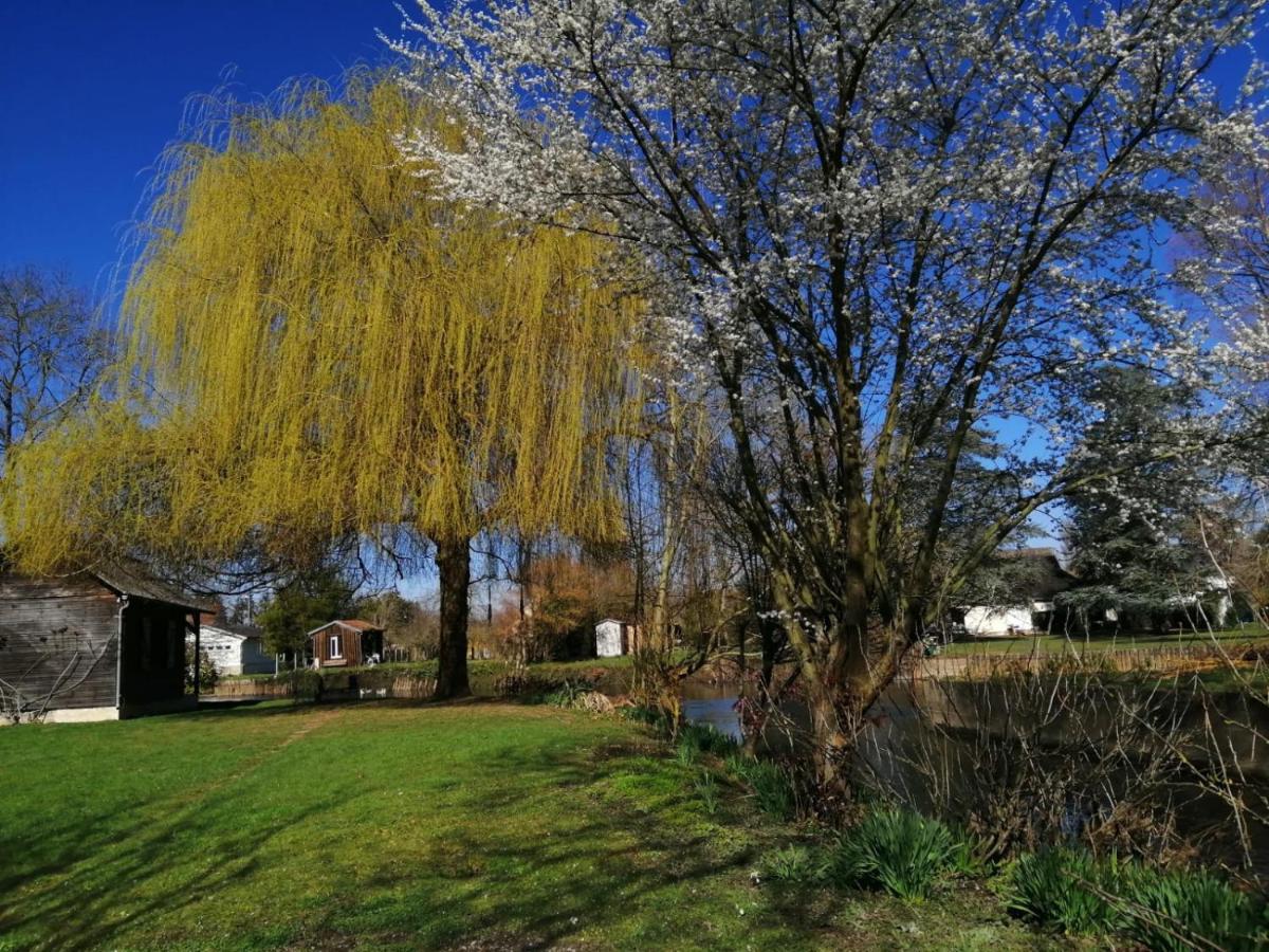 Le Clos De La Tannerie Villa Saint-Aquilin-de-Pacy Eksteriør bilde